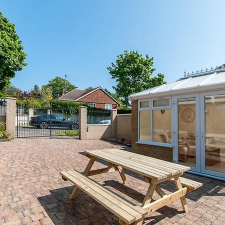 The Tea House - A Stones Throw From Beach Broadstairs Exterior photo