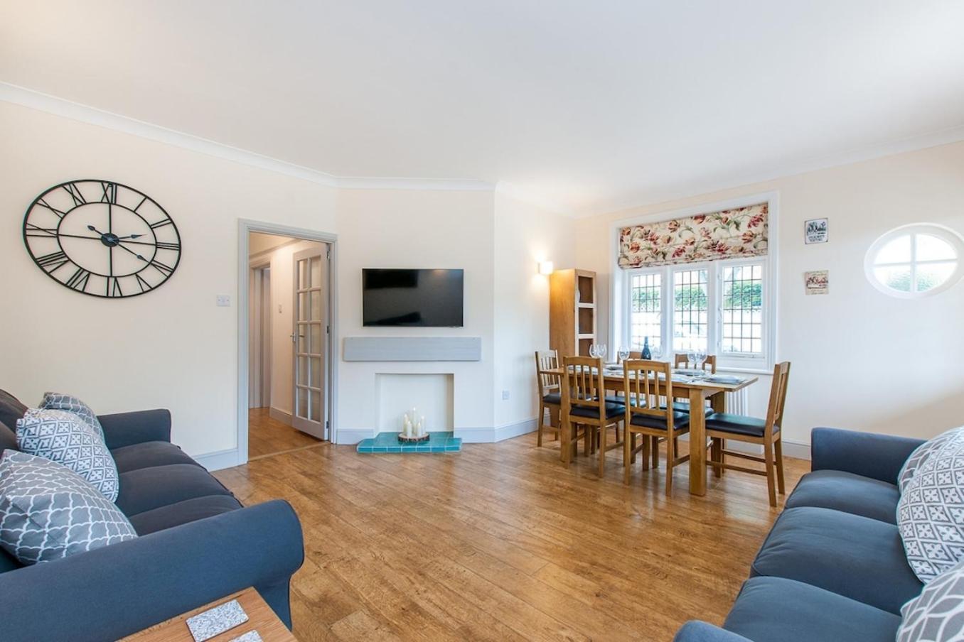 Holiday home The Tea House - A Stones Throw From